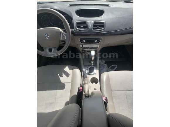 ikinci sahibinden sifir muayne sanroflu otomatik 110 fluanceh