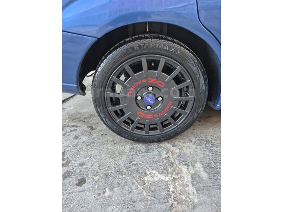 Galeriden Ford Focus 1.6 Comfort 2001 Model Konya