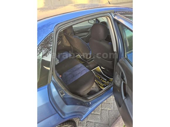 Galeriden Ford Focus 1.6 Comfort 2001 Model Konya
