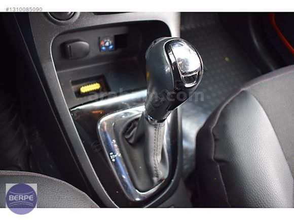 BERPE'DEN KARTA TAMAMINA 12 TAKSİT OTOMATİK Captur 1.2TCe Touch