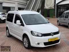 -2011- Caddy Combi 1.6 TDI Comfortline DSG
