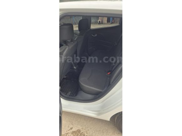 Sahibinden Renault Clio 0.9 TCe Joy 2019 Model
