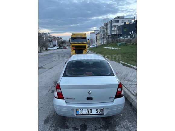 Sahibinden Renault Clio 1.4 2000 Model 