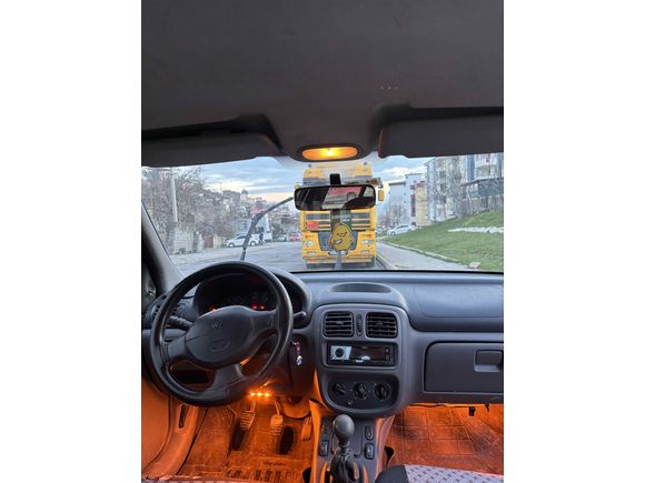 Sahibinden Renault Clio 1.4 2000 Model 