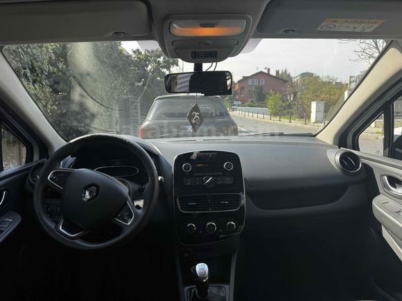 Sahibinden Renault Clio 0.9 TCe Sport Tourer Joy 2020 Model Manisa