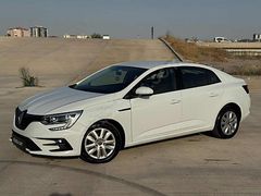 ÇİFTÇİ ARAÇ KİRALAMA DAN OTOMATİK VİTES MEGAN4 1500 TL