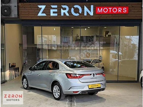 ZERON MOTORS - RENAULT MEGANE 2025 -ORJINAL -24467KM- %20 KDV FT