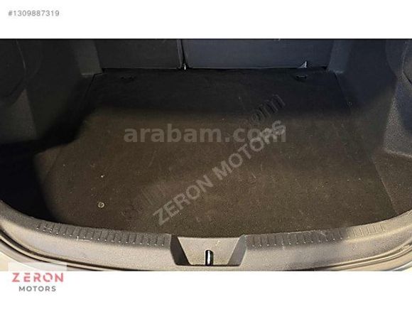 ZERON MOTORS - RENAULT MEGANE 2025 -ORJINAL -24467KM- %20 KDV FT