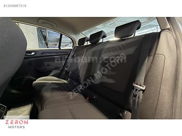 ZERON MOTORS - RENAULT MEGANE 2025 -ORJINAL -24467KM- %20 KDV FT