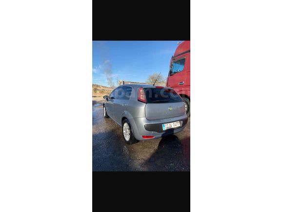 Sahibinden Fiat Punto EVO 1.4 Dynamic 2011 Model 