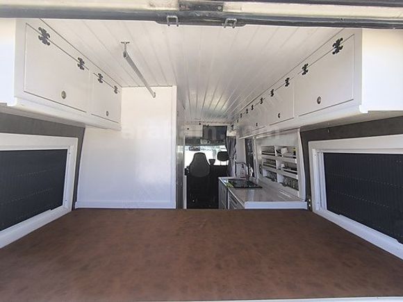 AZ KULLANILMIŞ MOTOKARAVAN
