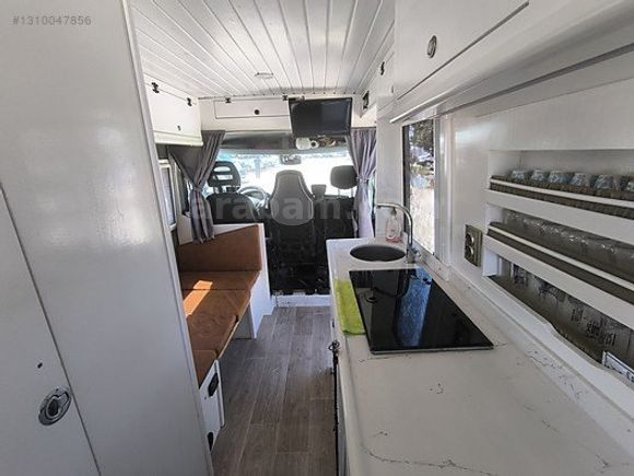 AZ KULLANILMIŞ MOTOKARAVAN
