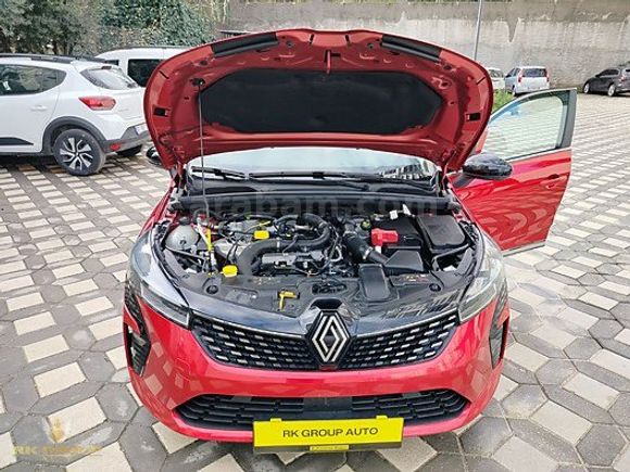 2024 CLİO 5.5 1.0 TCE 90 HP EVOLUTİON X TRONİK 23500 KM BOYASIZ
