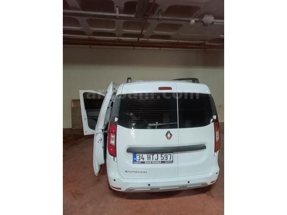 Sahibinden Renault Express Combi 1.5 BlueDCI Touch 2023 Model