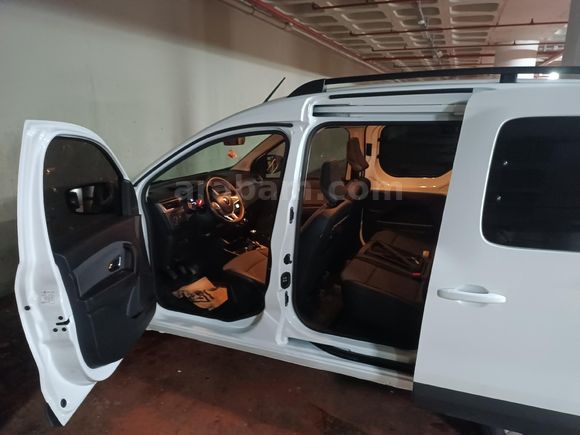 Sahibinden Renault Express Combi 1.5 BlueDCI Touch 2023 Model