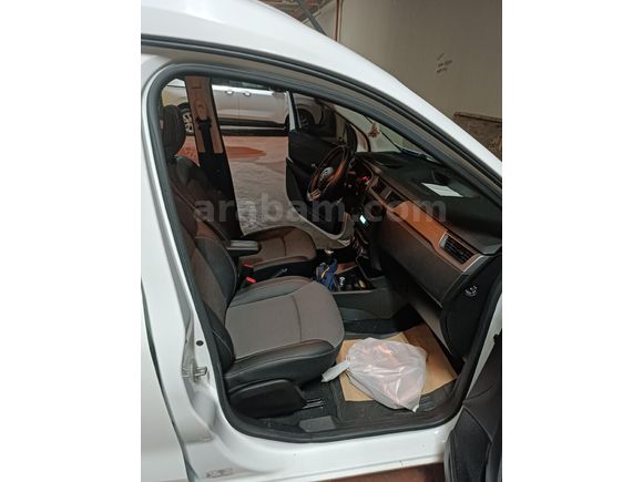 Sahibinden Renault Express Combi 1.5 BlueDCI Touch 2023 Model