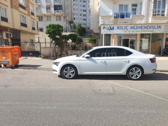 Sahibinden Skoda SuperB 1.6 TDI Style 2015 Model 