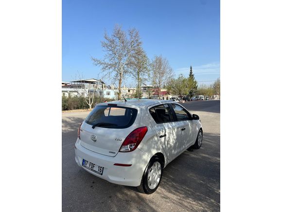 Sahibinden Hyundai i20 1.4 CRDi Jump 2012 Model