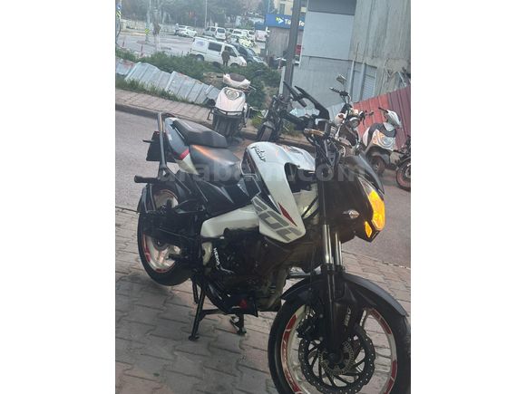 Sahibinden Bajaj Pulsar 200 NS ABS