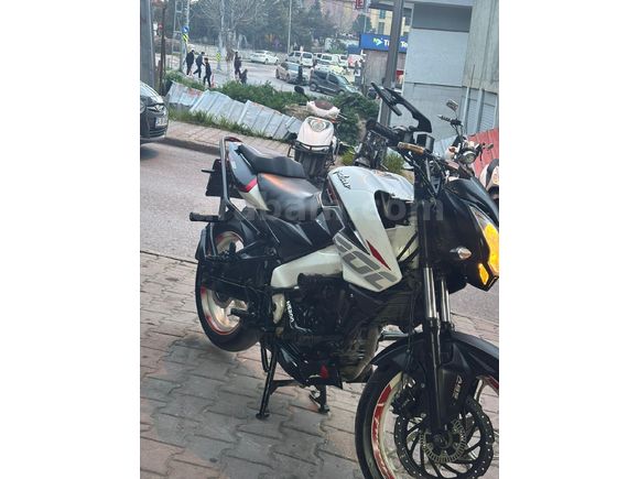 Sahibinden Bajaj Pulsar 200 NS ABS