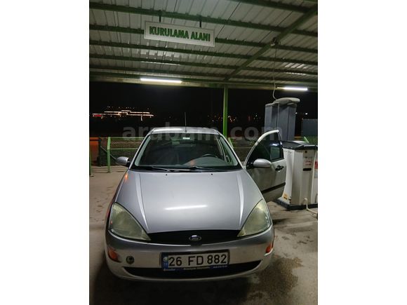 Sahibinden Ford Focus 1.6 Ambiente 2000 Model 