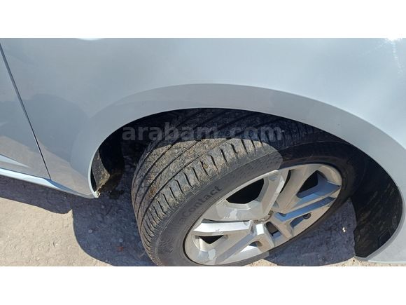 Sahibinden Renault Megane 1.3 TCe Joy 2020 Model