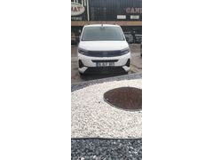Sahibinden Opel Combo 1.5 CDTI Edition 2024 Model  21000 km Beyaz