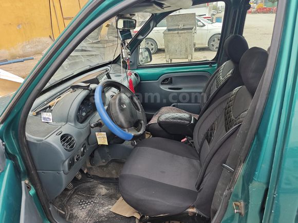 Sahibinden Renault Kangoo 1.4 RTE 2001 Model