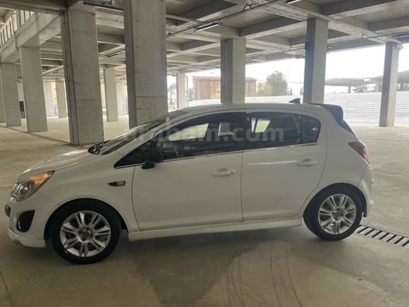 Sahibinden Opel Corsa 1.3 CDTI Essentia 2012 Model  TAKASLİ KAPALI KASALAR İLE 