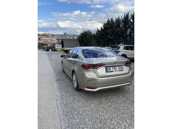 Sahibinden Toyota Corolla 1.5 Dream 2022 Model 