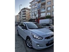 Sahibinden Hyundai Accent Blue 1.6 CRDI Mode Plus 2018 Model  130.000 km Beyaz