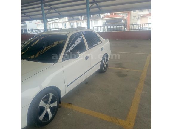 Sahibinden Hyundai Accent 1.5 GLS 1998 Model