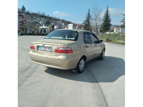 Sahibinden Fiat Albea 1.2 Active 2005 Model  320.000 km Bej