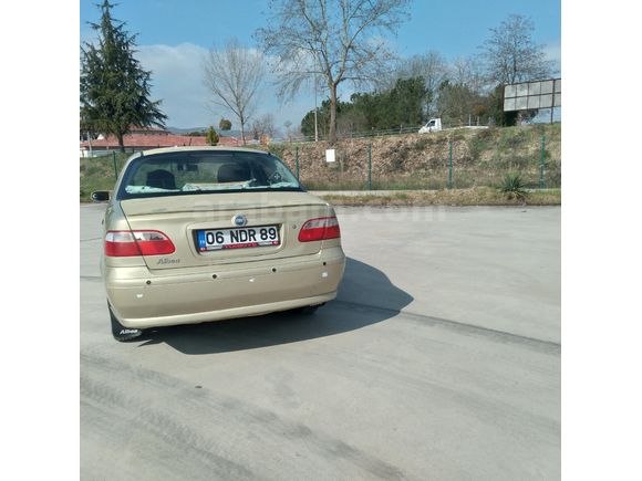 Sahibinden Fiat Albea 1.2 Active 2005 Model  320.000 km Bej