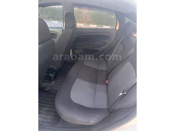 Sahibinden Fiat Linea 1.3 Multijet Active Plus 2014 Model  133.189 km Beyaz