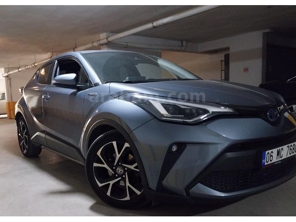 Sahibinden Toyota C-HR 1.8 Hybrid Passion X-Pack 2020 Model