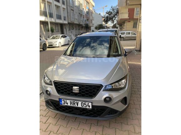 Sahibinden  10Bin KM Seat Arona 1.0 EcoTSI Style 2023 Model 