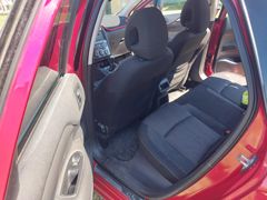 Sahibinden Citroen C4 1.6 HDi Confort 2011 Model  200.000 km Kırmızı