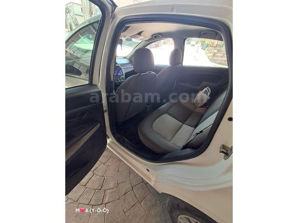 Sahibinden Fiat Linea 1.3 Multijet Active Plus 2013 Model  230.000 km Beyaz