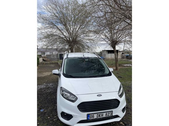 Sahibinden Ford Tourneo Courier 1.5 TDCi Delux 2020 Model 72 000 KM  Temiz AileAracı 