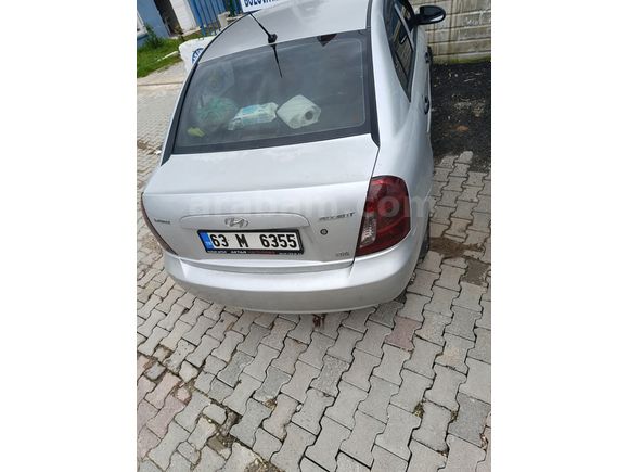 Sahibinden Hyundai Accent Era 1.5 CRDi-VGT Team 2010 Model 5438443513 iletişime geçebilir.