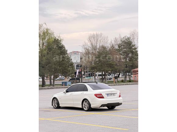 SAHİBİNDEN HATASIZ TEMİZ C180 AMG CAM TAVAN 