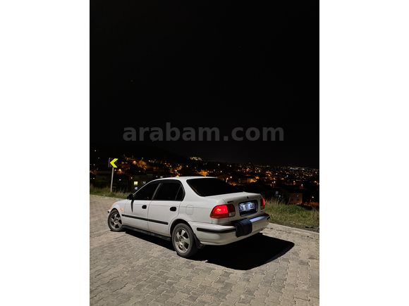 Sahibinden Honda Civic 1.4 i S 1998 Model