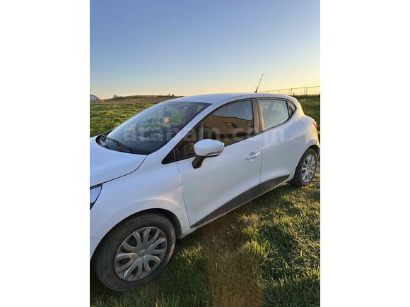 Sahibinden Acil Satılık Renault Clio 0.9 TCe Sport Tourer Touch 2020 Model 