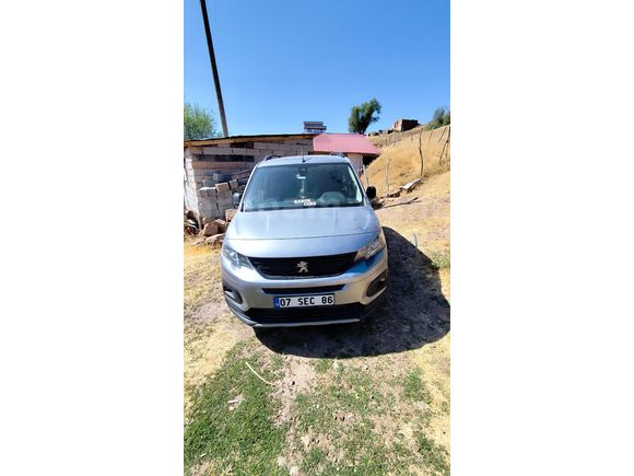 Sahibinden Peugeot Rifter 1.5 BlueHDI GT 2022 Model  75.000 km Gri