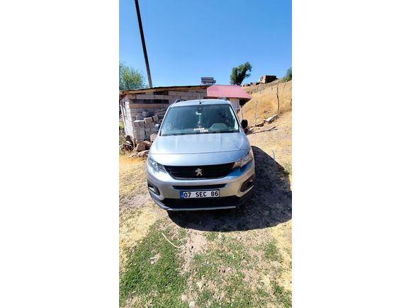 Sahibinden Peugeot Rifter 1.5 BlueHDI GT 2022 Model  75.000 km Gri