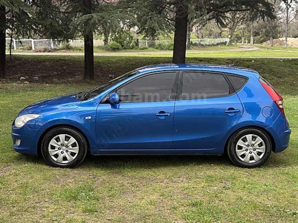 DEĞİŞENSİZ BAKIMLI TERTEMİZ HYUNDAI İ30 6 İLERİ