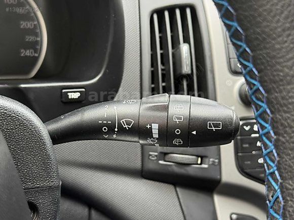 DEĞİŞENSİZ BAKIMLI TERTEMİZ HYUNDAI İ30 6 İLERİ