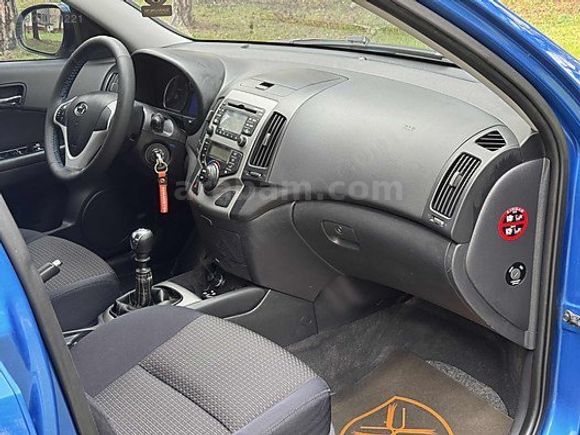 DEĞİŞENSİZ BAKIMLI TERTEMİZ HYUNDAI İ30 6 İLERİ