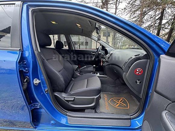 DEĞİŞENSİZ BAKIMLI TERTEMİZ HYUNDAI İ30 6 İLERİ